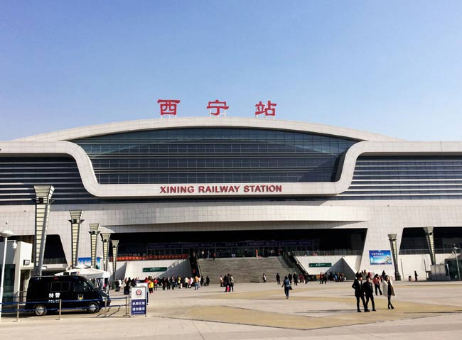 白城西宁高铁站